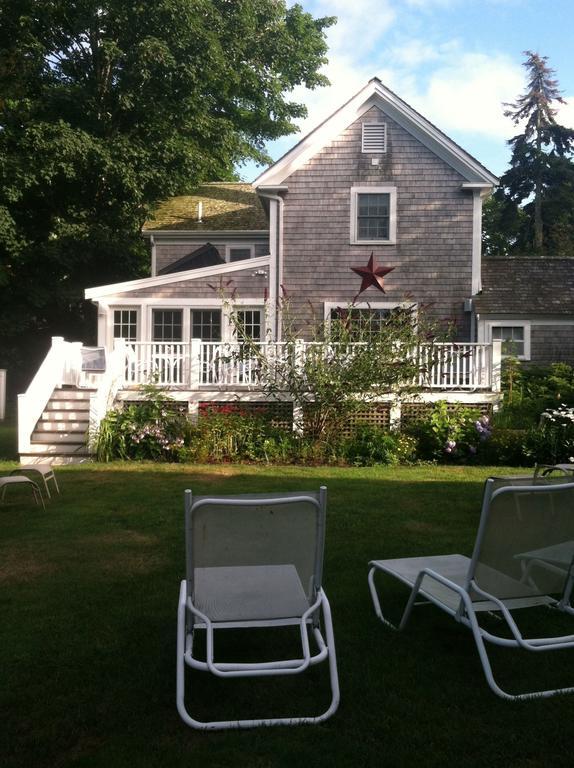 Sea Meadow Inn Brewster Exterior photo