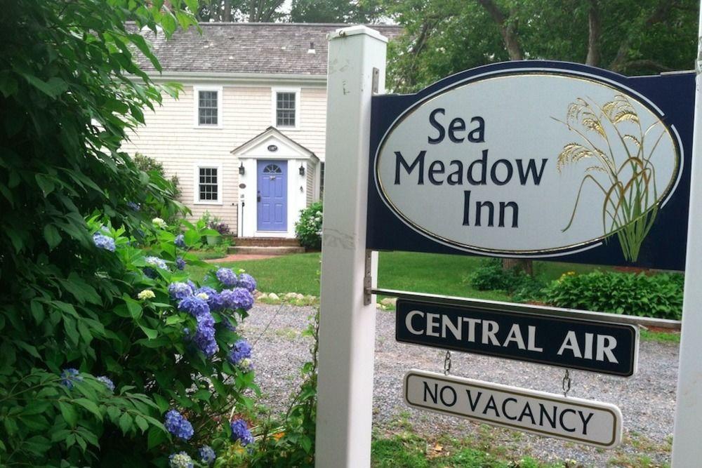 Sea Meadow Inn Brewster Exterior photo